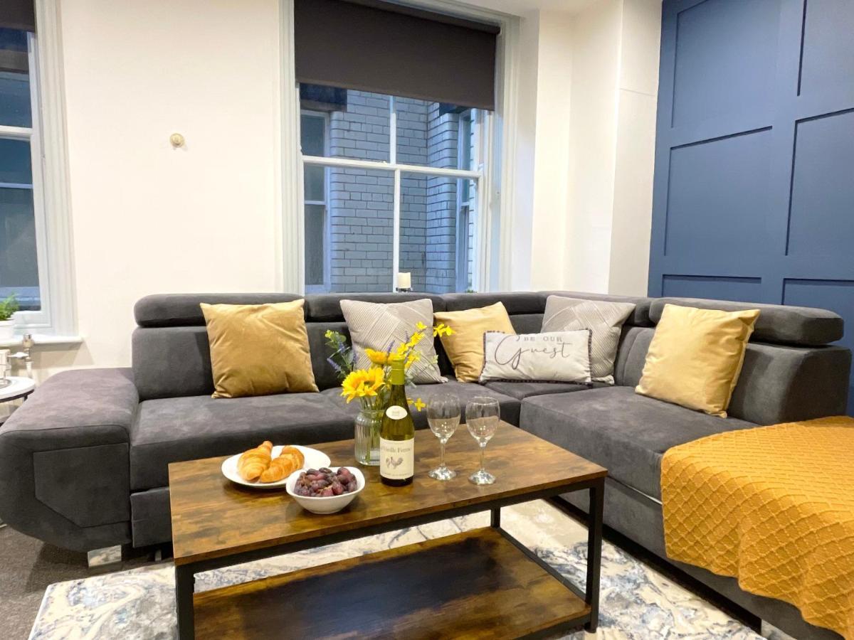 Central Penthouse By Hnfc Stays Newcastle Upon Tyne Esterno foto